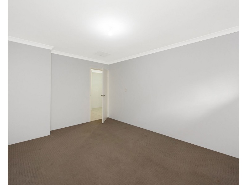 17 Huntington Ave, Wellard WA 6170