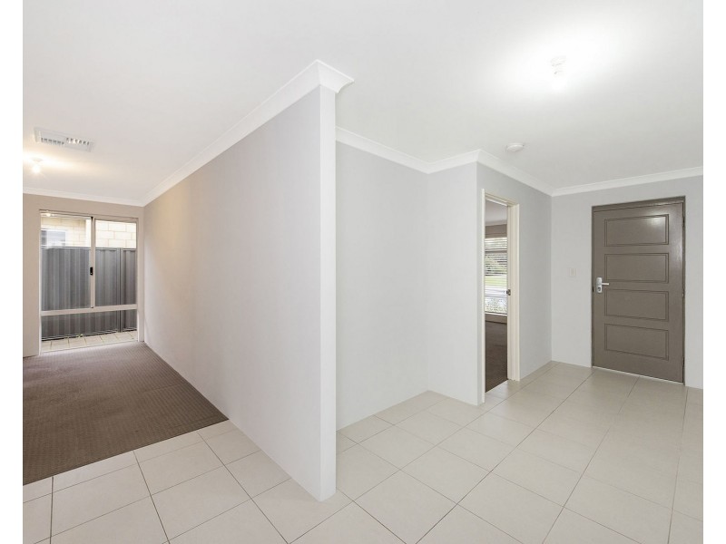 17 Huntington Ave, Wellard WA 6170