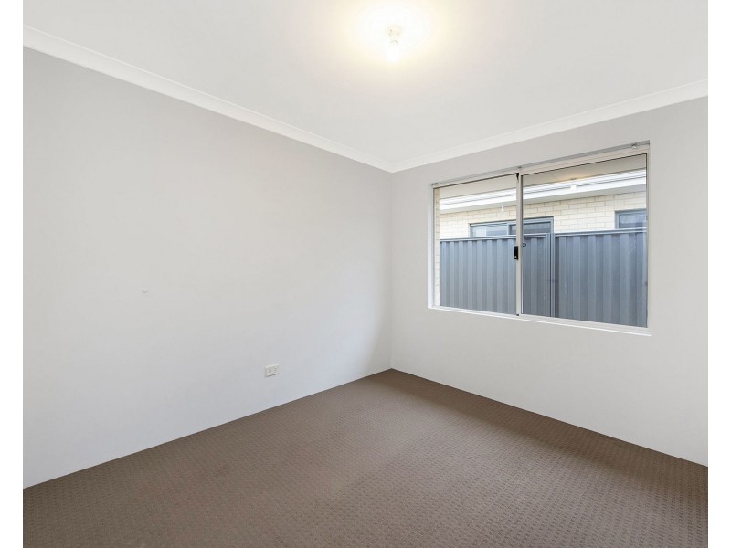 17 Huntington Ave, Wellard WA 6170