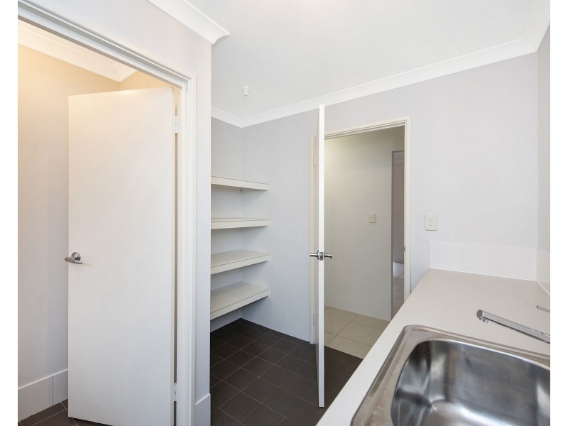 17 Huntington Ave, Wellard WA 6170