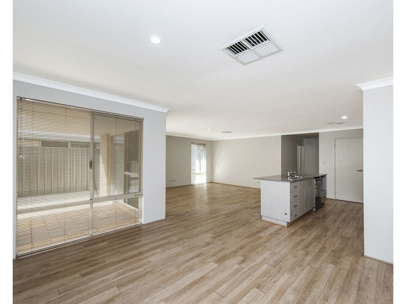 20 Torridge Approach, Piara Waters WA 6112