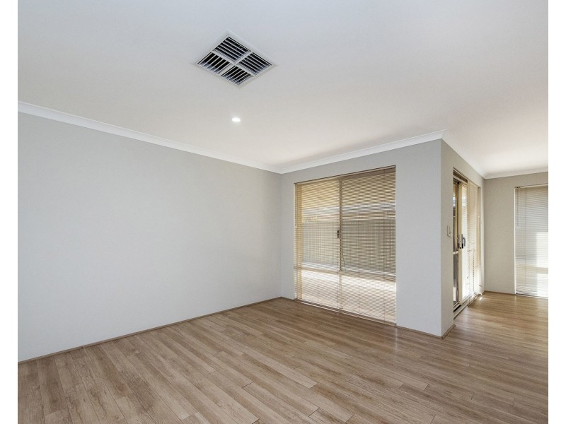 20 Torridge Approach, Piara Waters WA 6112