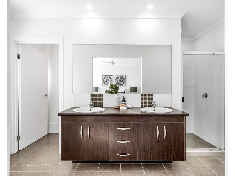 4 Gumnut Close, Lota QLD 4179