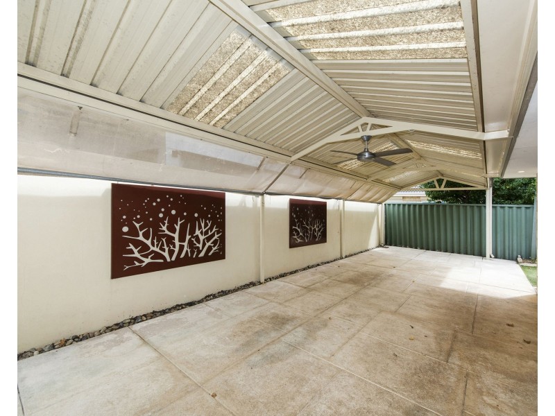 13 Glentrool Gardens, Canning Vale WA 6155