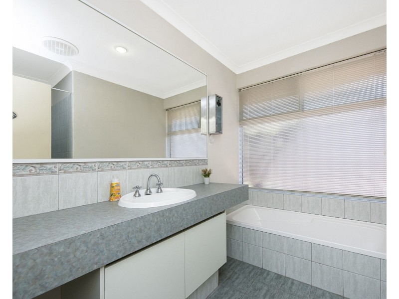 26 Caladenia Place, Canning Vale WA 6155