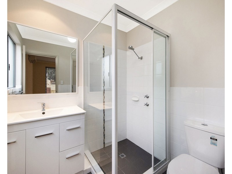 1/201 Boardman Road, Canning Vale WA 6155