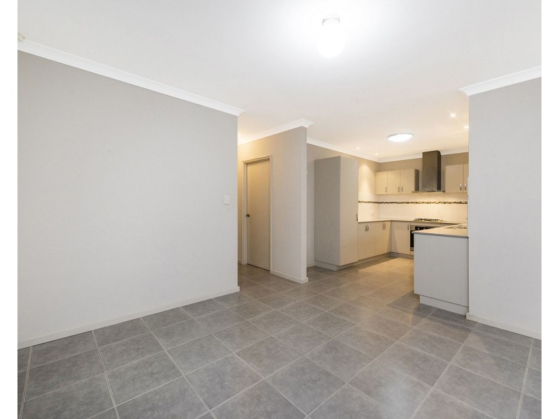 1/201 Boardman Road, Canning Vale WA 6155