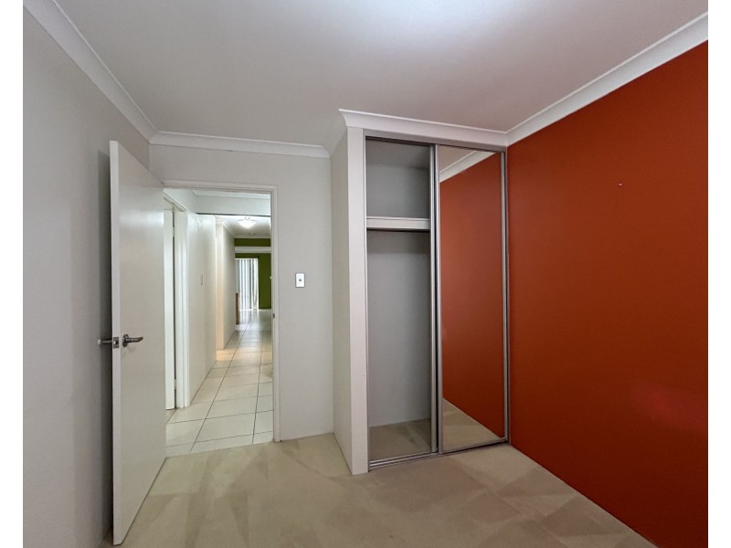 73 Bellas Circuit, Piara Waters WA 6112