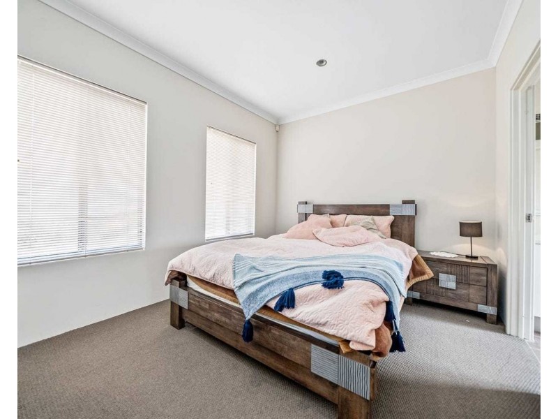 4/173 George Street, Queens Park WA 6107