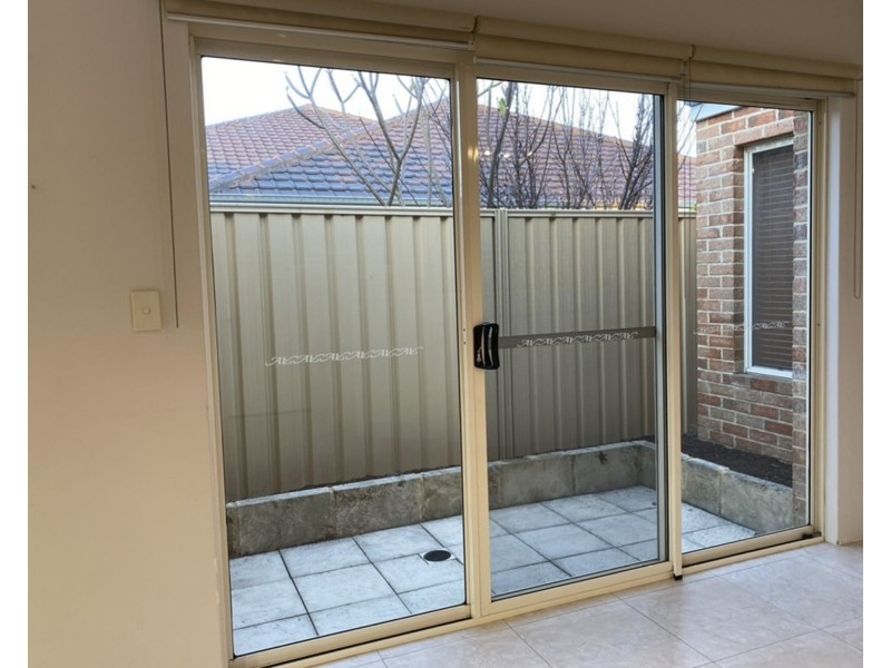 2/103 Gateway Boulevard, Canning Vale WA 6155