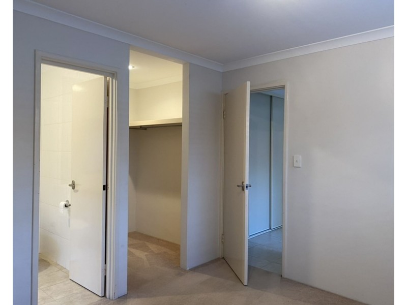 2/103 Gateway Boulevard, Canning Vale WA 6155