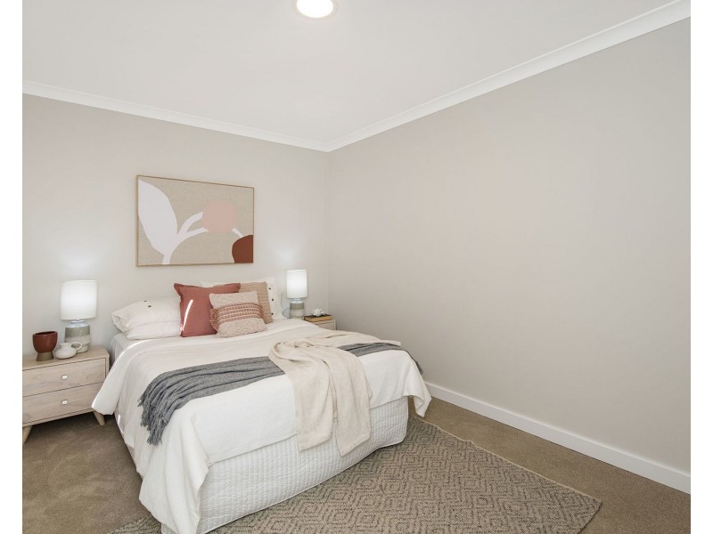 8 Alassio Parade, Secret Harbour WA 6173