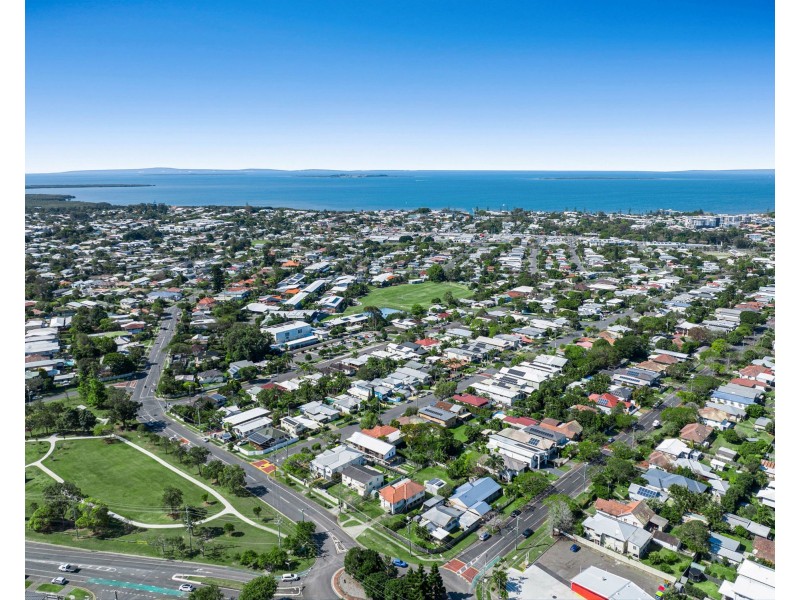 121 Moreton Avenue, Wynnum QLD 4178