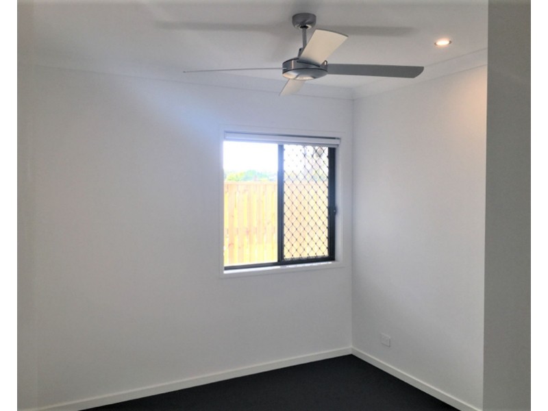 6 Daniell Close, Ripley QLD 4306