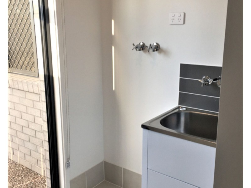6 Daniell Close, Ripley QLD 4306