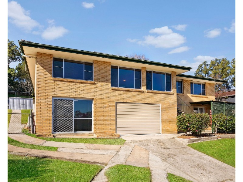 44 Minto Crescent, Arana Hills QLD 4054