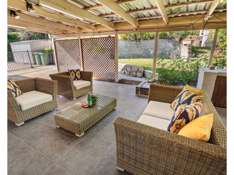 44 Minto Crescent, Arana Hills QLD 4054