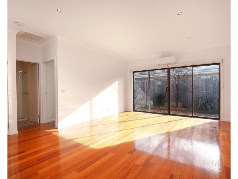 2/1 Archibald Street, Pascoe Vale VIC 3044