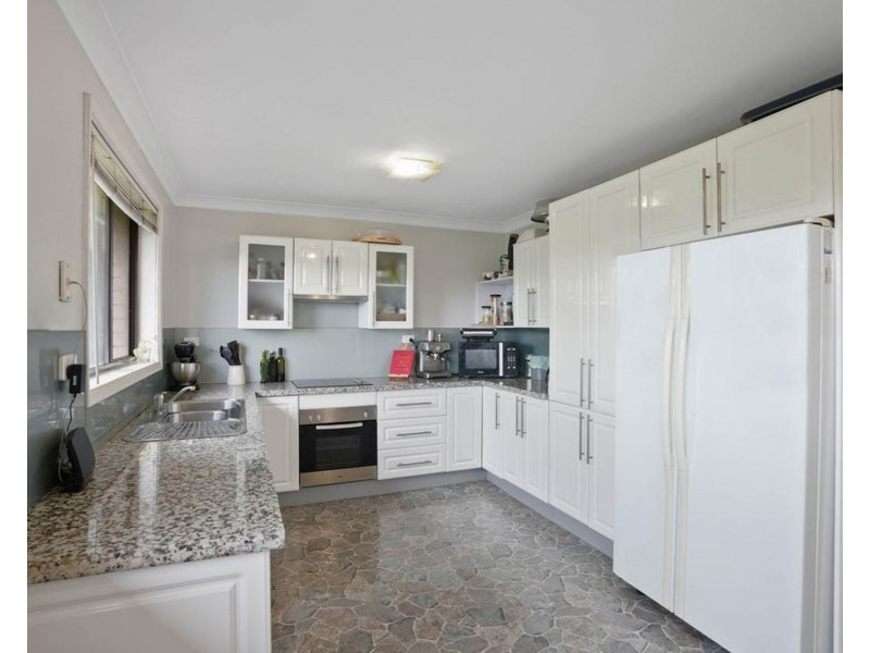 69 Woodcourt Street, Ambarvale NSW 2560