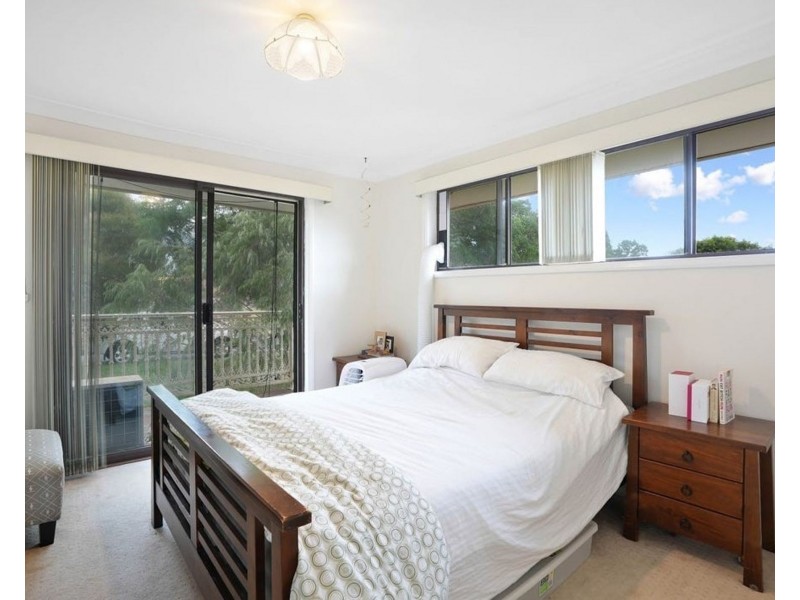 69 Woodcourt Street, Ambarvale NSW 2560