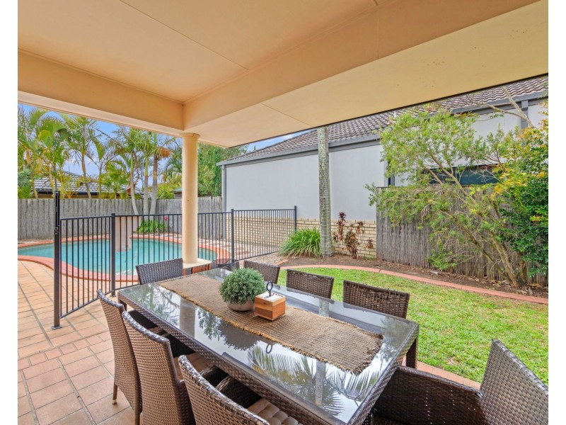 16 Ontario Court, Oxenford QLD 4210