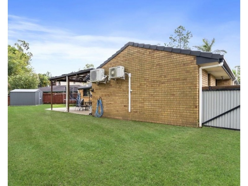 8 Script Court, Oxenford QLD 4210