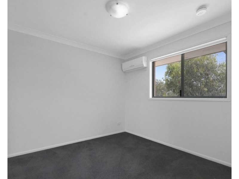 1/106 Greenacre Drive, Parkwood QLD 4214