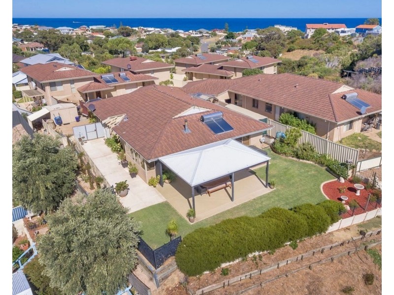 6/13 Allan Place, Halls Head WA 6210