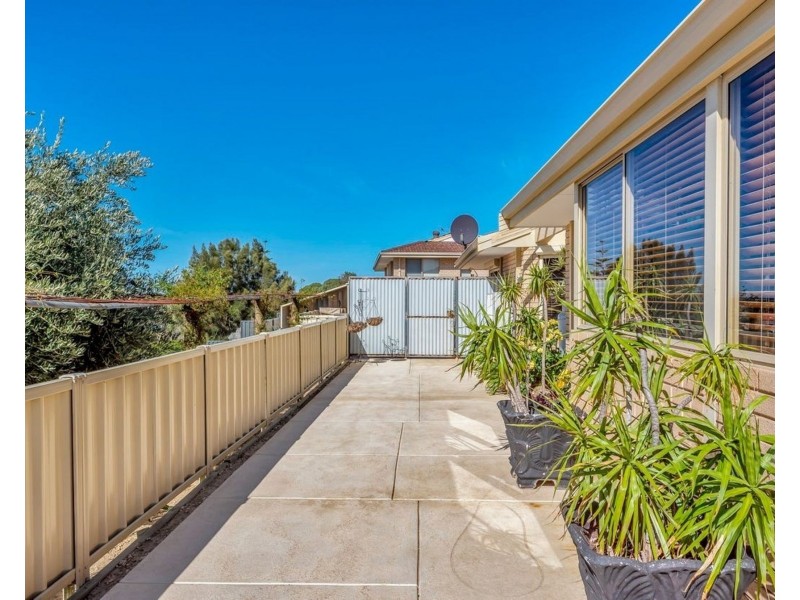 6/13 Allan Place, Halls Head WA 6210