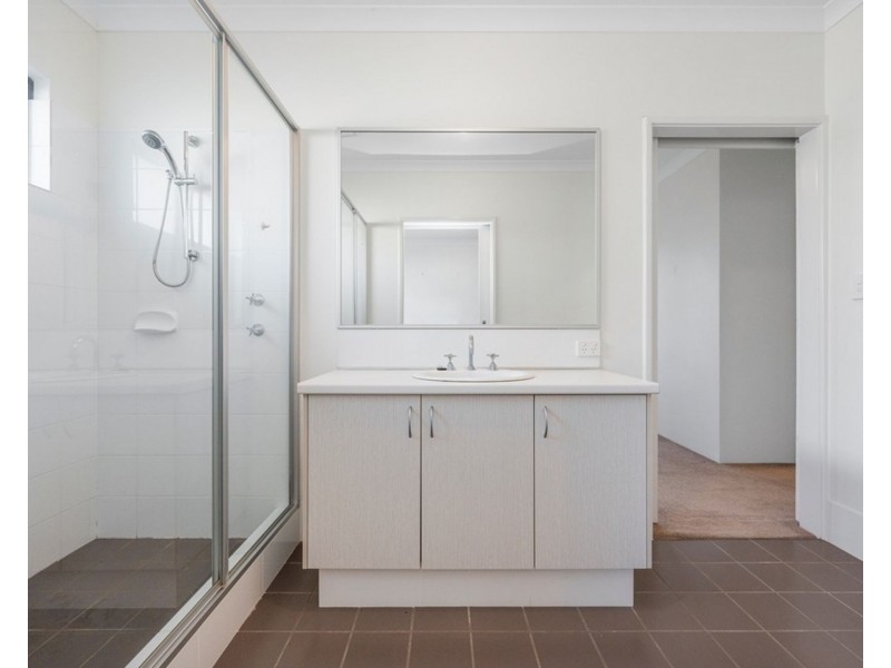 29 Broadstone Vista, Meadow Springs WA 6210