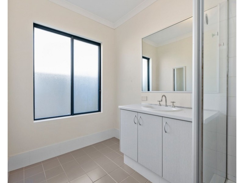 29 Broadstone Vista, Meadow Springs WA 6210