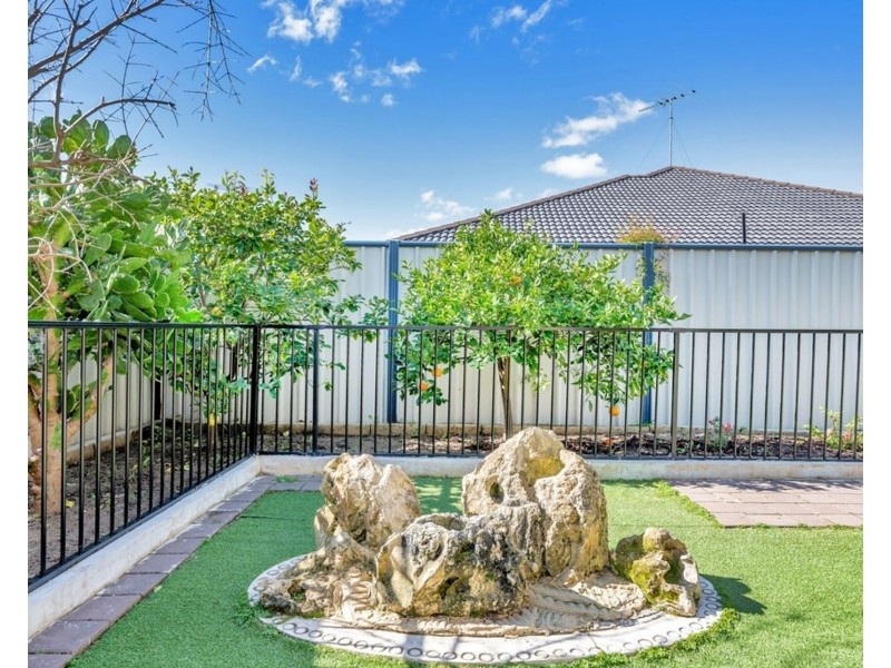 29 Broadstone Vista, Meadow Springs WA 6210
