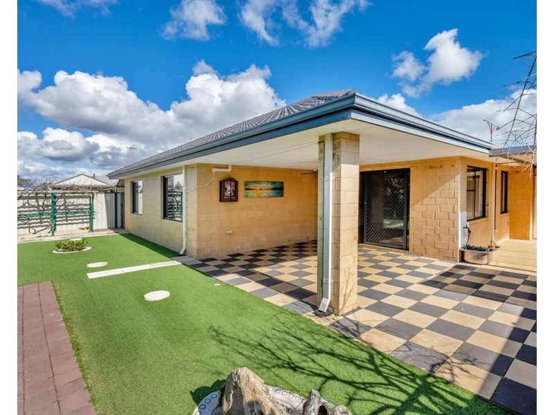 29 Broadstone Vista, Meadow Springs WA 6210