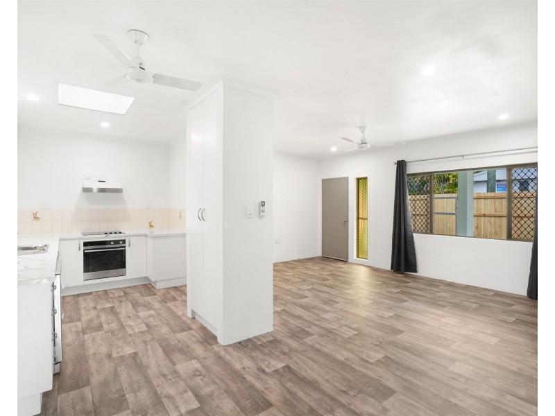 2 Gavin Street, Smithfield QLD 4878