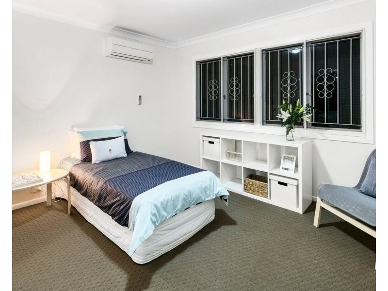 50 Galsworthy Street, Holland Park West QLD 4121