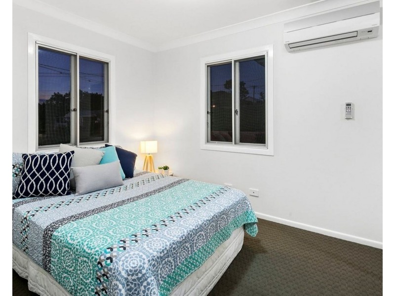 50 Galsworthy Street, Holland Park West QLD 4121