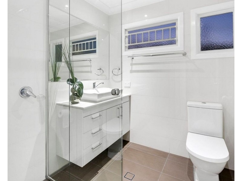 50 Galsworthy Street, Holland Park West QLD 4121