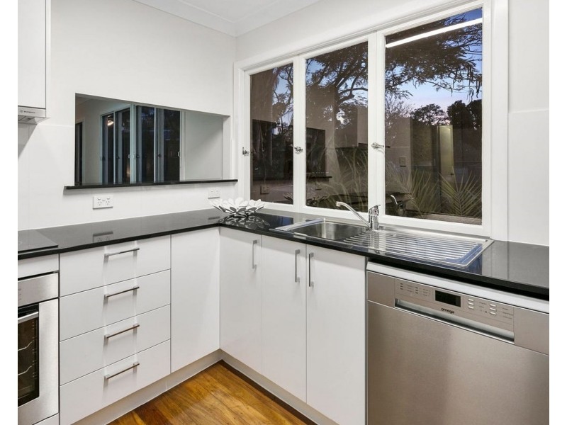 50 Galsworthy Street, Holland Park West QLD 4121
