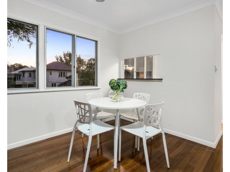 50 Galsworthy Street, Holland Park West QLD 4121
