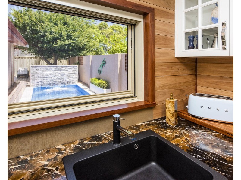 23 Sutherland Close N, Guildford WA 6055