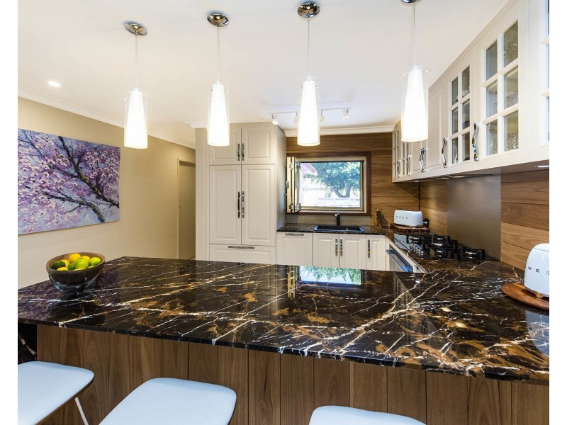 23 Sutherland Close N, Guildford WA 6055