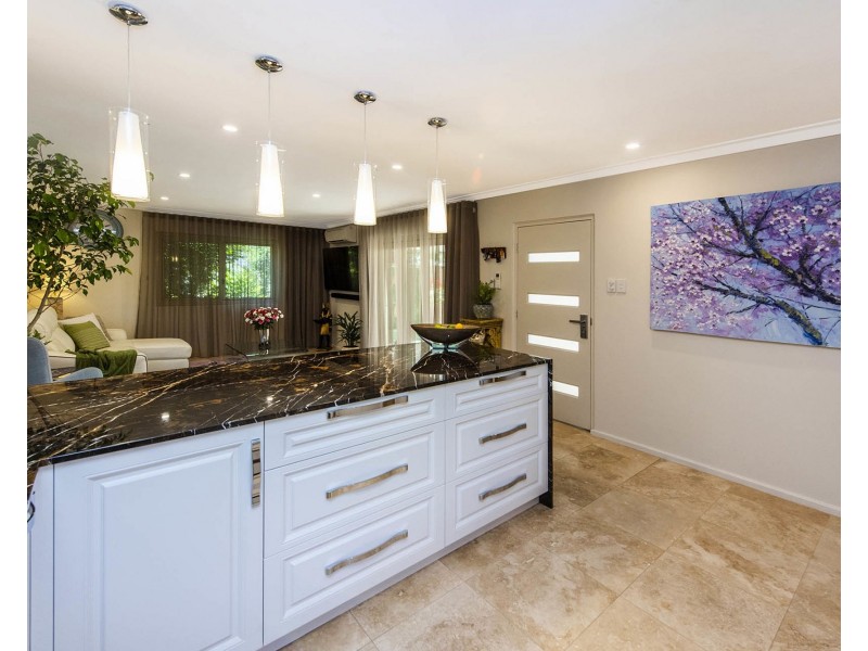 23 Sutherland Close N, Guildford WA 6055