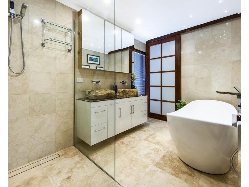 23 Sutherland Close N, Guildford WA 6055