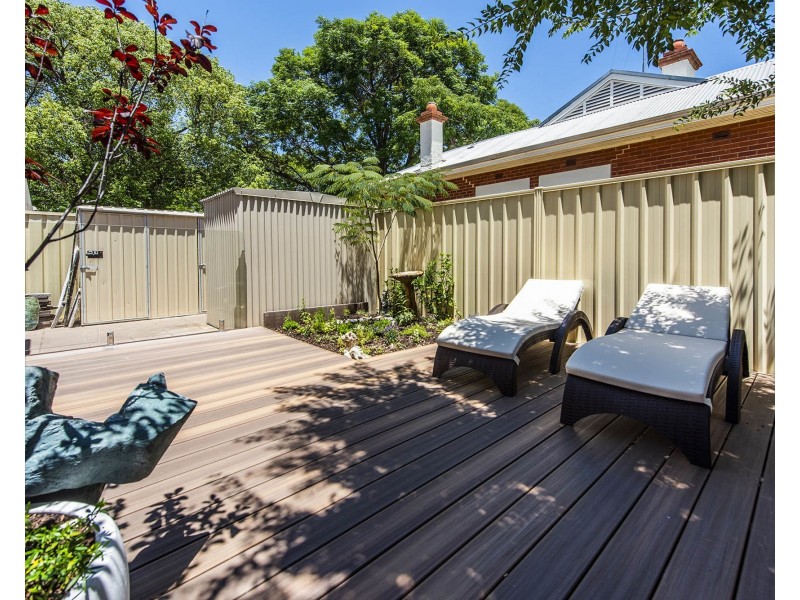 23 Sutherland Close N, Guildford WA 6055