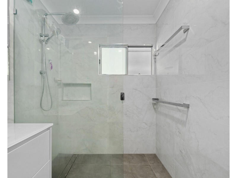 75 Leone Street, Bray Park QLD 4500