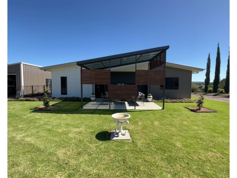 152 Lawson Road, Pie Creek QLD 4570