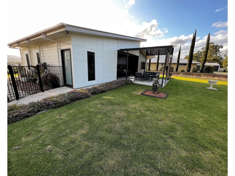 152 Lawson Road, Pie Creek QLD 4570
