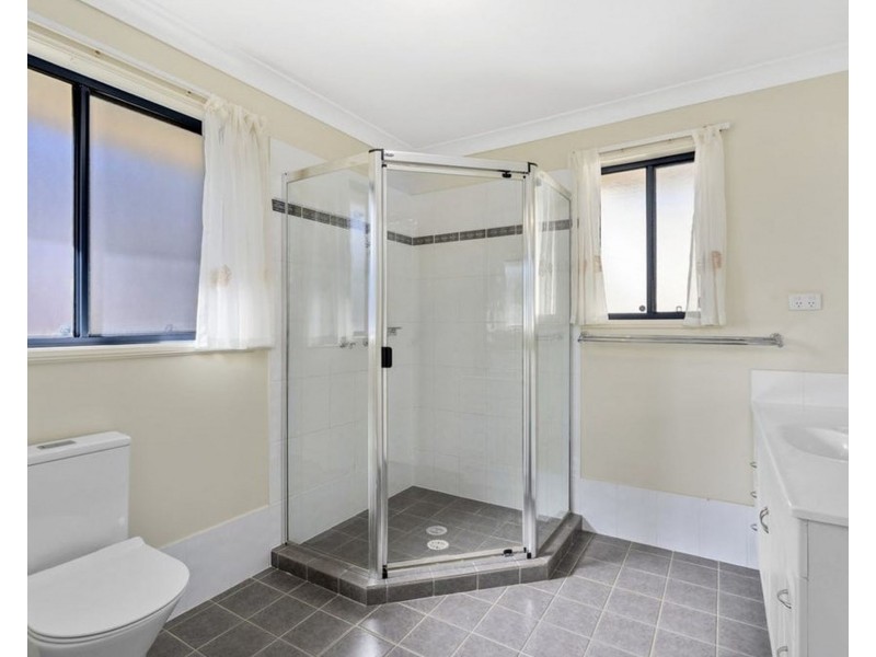 15 Stringybark Drive, Molendinar QLD 4214