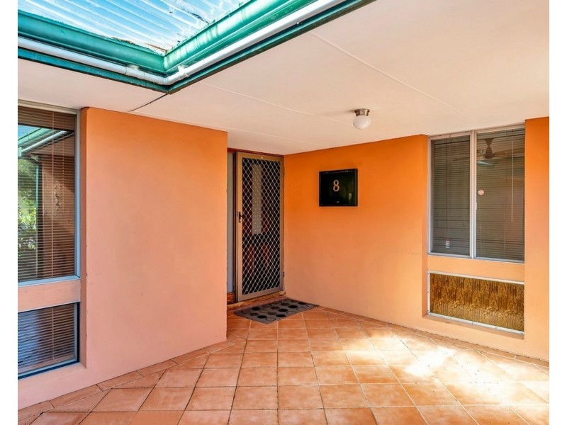 8 Ledger Street, Warnbro WA 6169