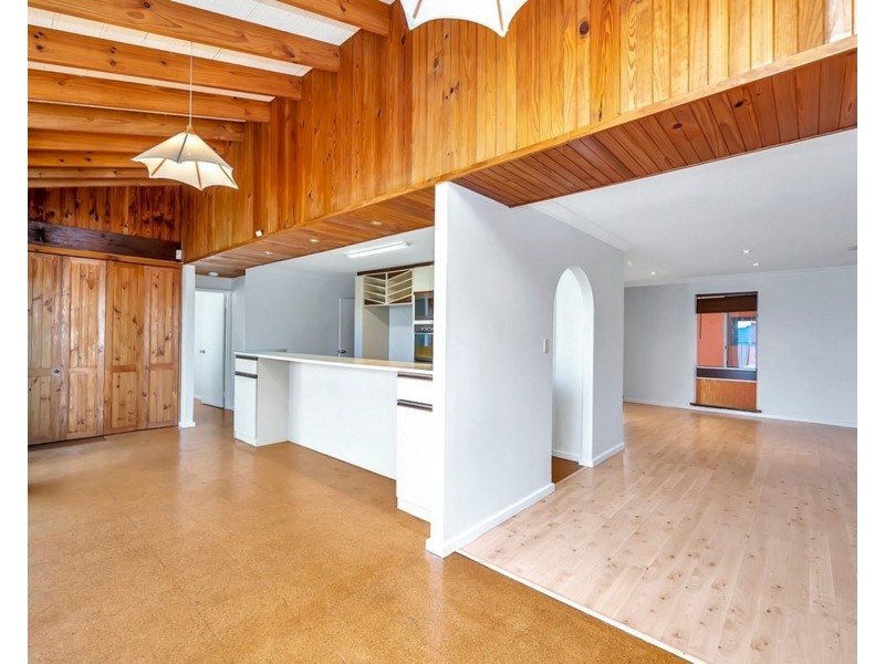 8 Ledger Street, Warnbro WA 6169